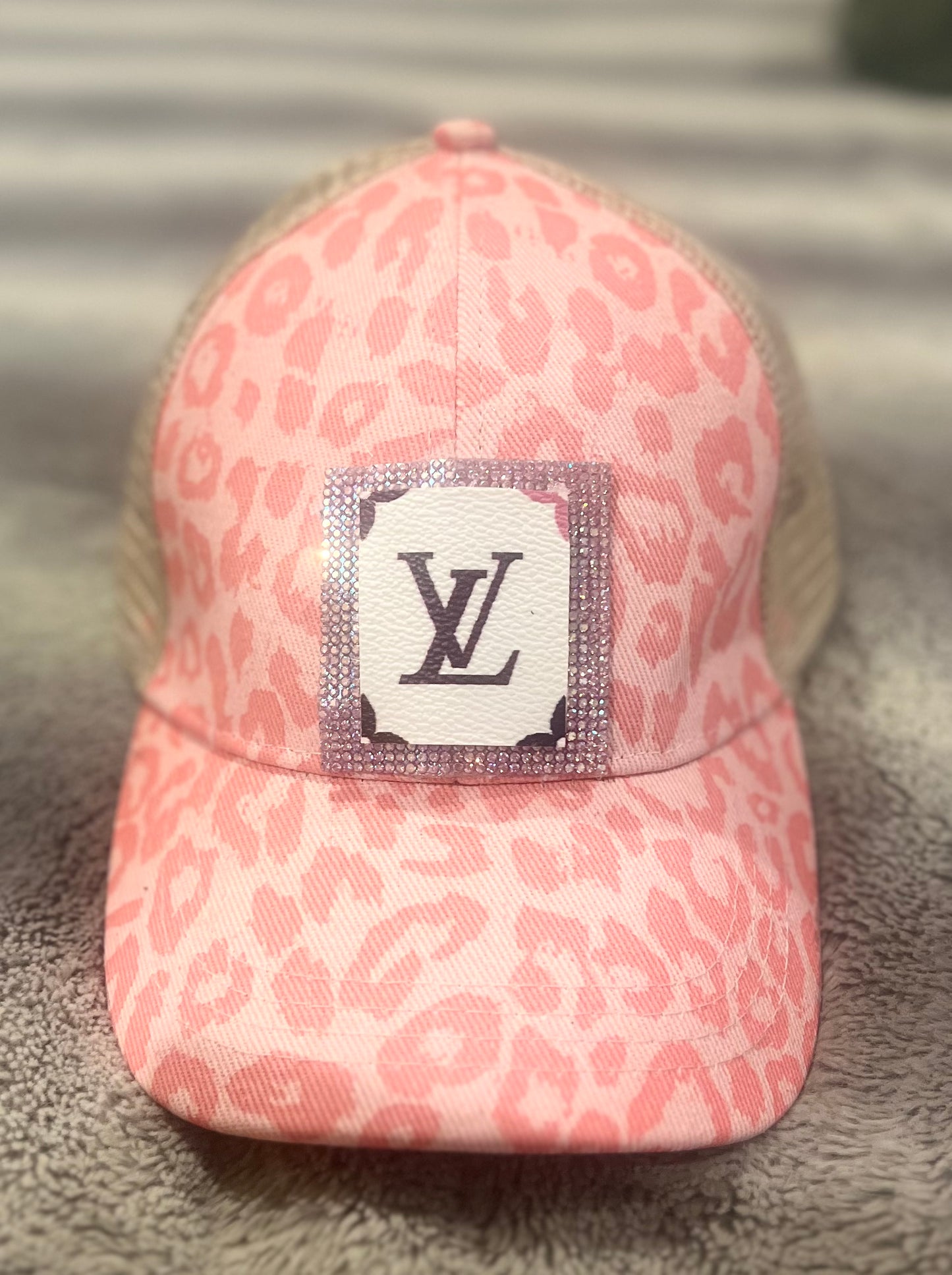 Pink Sparkle LV Leopard Trucker Cap💖